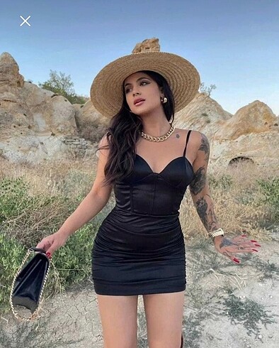 Zara Askılı saten elbise