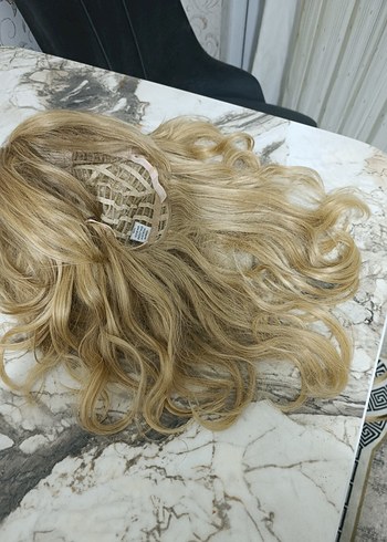 peruk saç uygulamdn aldım gerçek saç yazıyor,çok güzel bir renk - Görsel 6