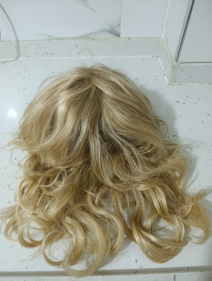 peruk saç uygulamdn aldım gerçek saç yazıyor,çok güzel bir renk - Görsel 5