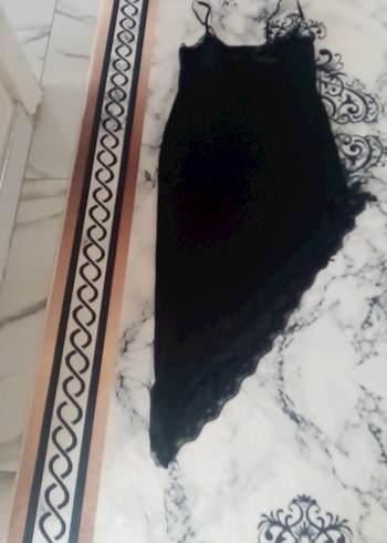 s Beden Siyah V Yakalı Gecelik boyu 110 iki kol arası 34 cm s beden