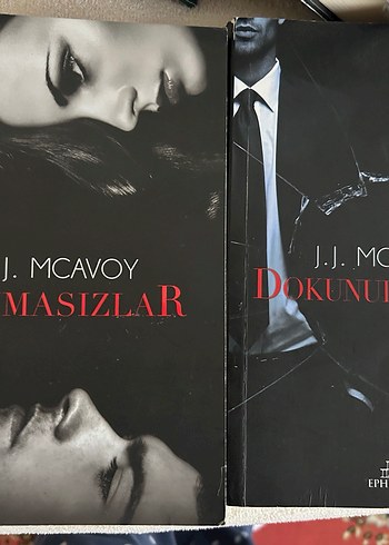J.J. McAvoy Acımasızlar ve Dokunulmazlar Romanları