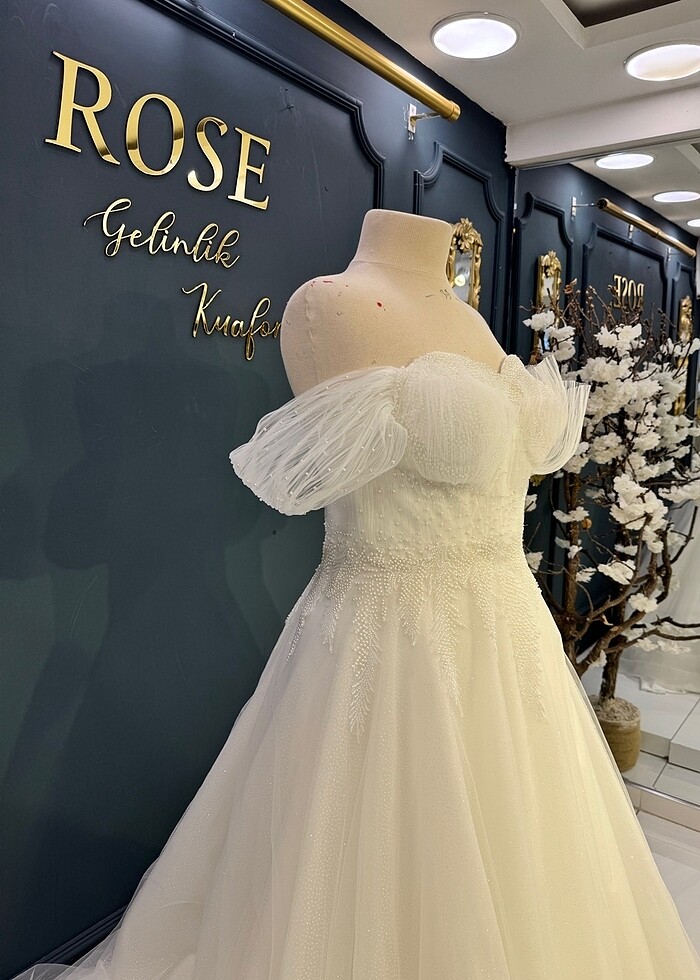 Düşük kollu gelinlik - Görsel 3