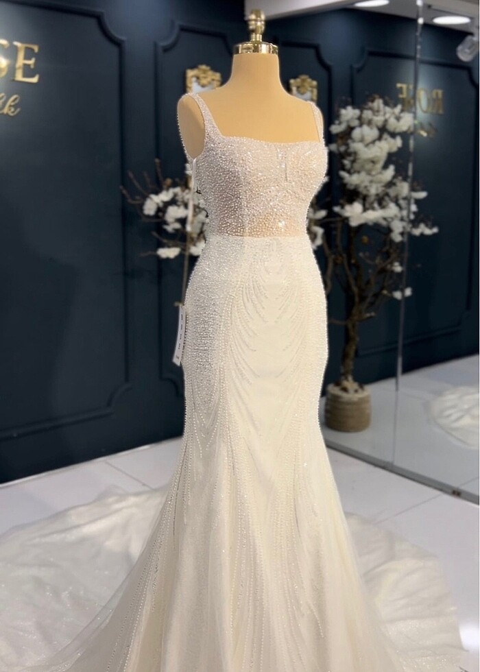 Kalın askılı balık gelinlik - Görsel 3