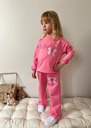 Kız Çocuk Pembe Fiyonk Detaylı Rahat Eşofman takım - Görsel 4