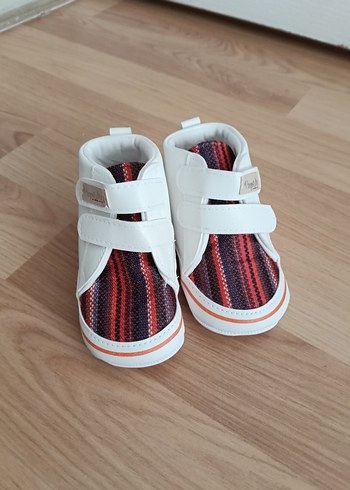 Renkli Bağcıksız Erkek Bebek İlk Adım Ayakkabısı