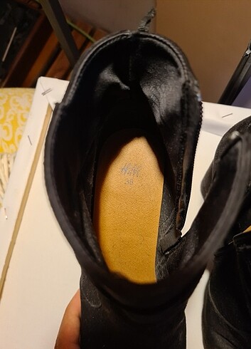 38 Beden H&M Topuklu Bot 