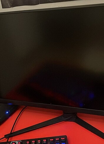 SAMSUNG ODYSSEY G3 144HZ 27İNÇ FHD VA PIVOT MONİTÖR
