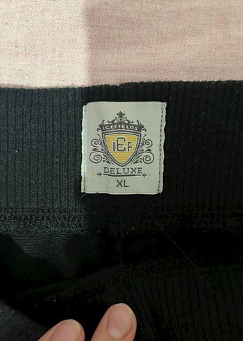 Siyah Şort - Görsel 2