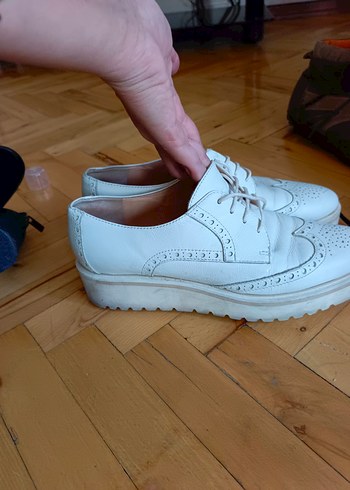 Beyaz Bağcıklı Kadın Oxford Ayakkabı - Görsel 2