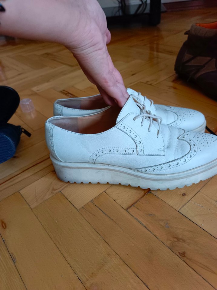 Beyaz Bağcıklı Kadın Oxford Ayakkabı - Görsel 2