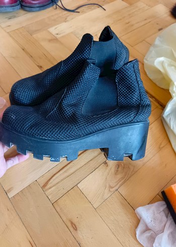 Kadın Siyah Topuklu Bot - Görsel 3