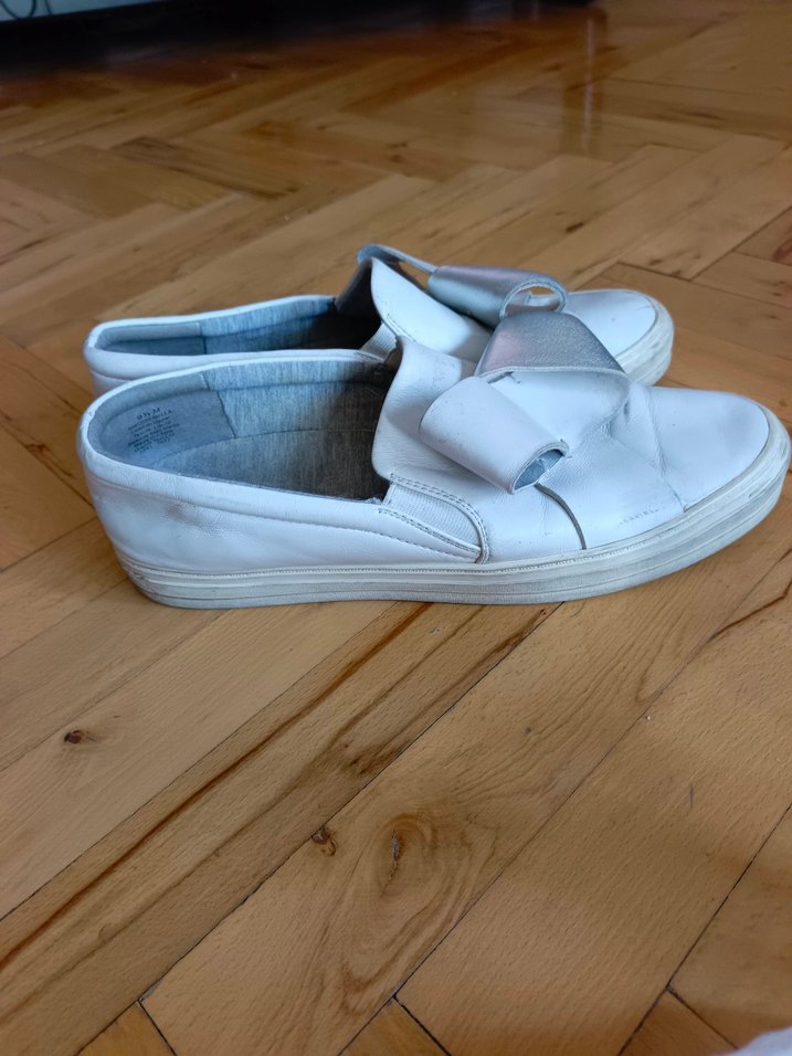 Beyaz Kadın Dolgulu  Detaylı Spor Ayakkabı - Görsel 4