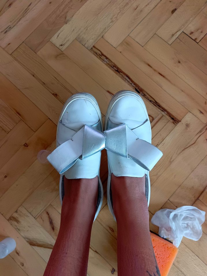 Beyaz Kadın Dolgulu  Detaylı Spor Ayakkabı - Görsel 5