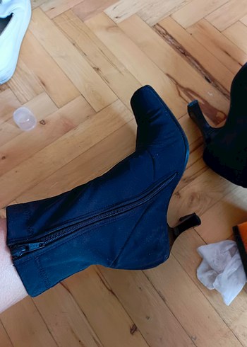 İtalyan Marka Çorap Süet Topuklu Kadın Bot - Görsel 3