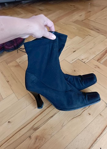 İtalyan Marka Çorap Süet Topuklu Kadın Bot - Görsel 2