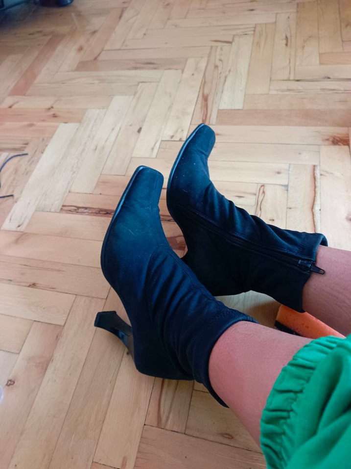 İtalyan Marka Çorap Süet Topuklu Kadın Bot - Görsel 4