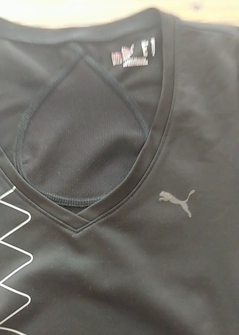 Siyah V Yaka Kadın Spor Tişörtü - Görsel 2