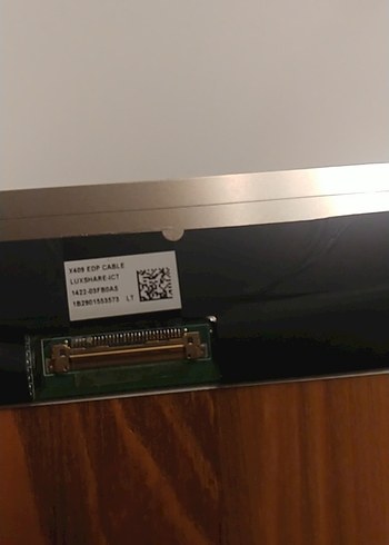 Siyah Kapaklı Laptop ekranı - Görsel 4