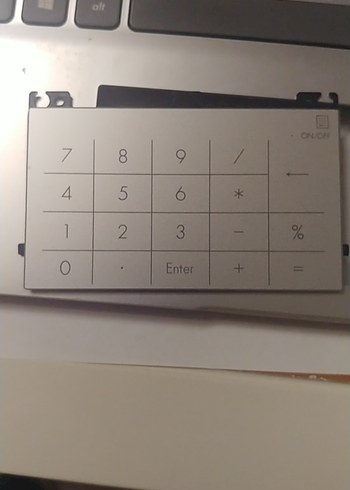 Gri Laptop Klavyesi ve Dokunmatik Panel - Görsel 2