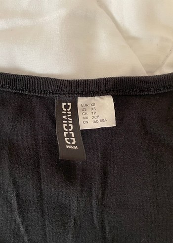 Düğmeli Siyah Crop Top - Görsel 2