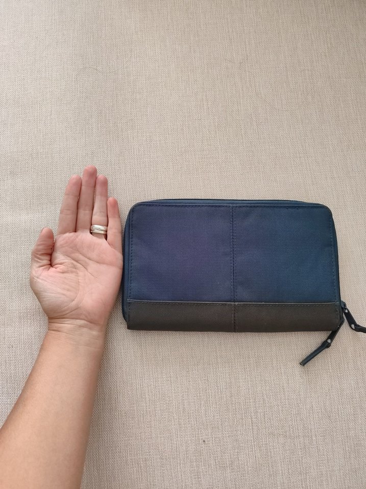 Lacivert Süet Fermuarlı seyahat çantası - Görsel 3