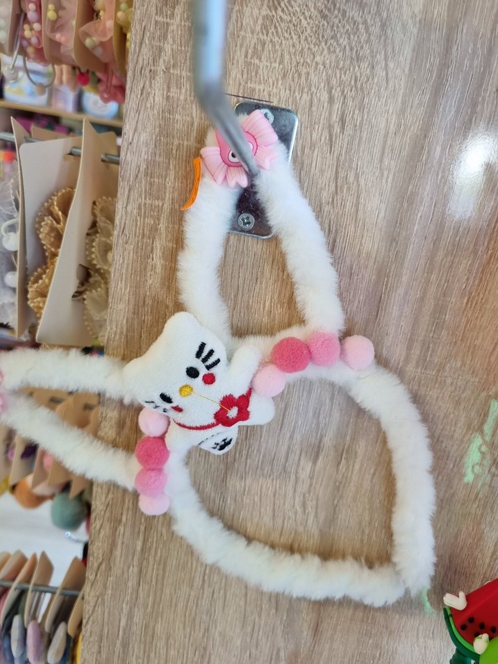 Çok Renkli Ponponlu ve Püsküllü Çocuk Saç Bandı - Görsel 3