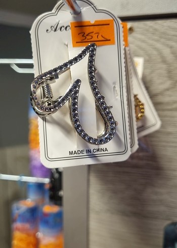 Zincir Detaylı Altın Renk Saç Tokası - Görsel 2