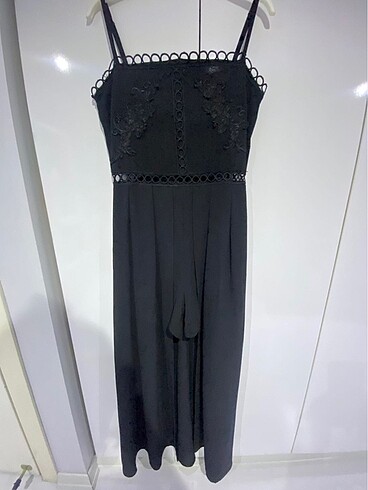 Siyah Şortlu Pelerin Tulum - Görsel 5