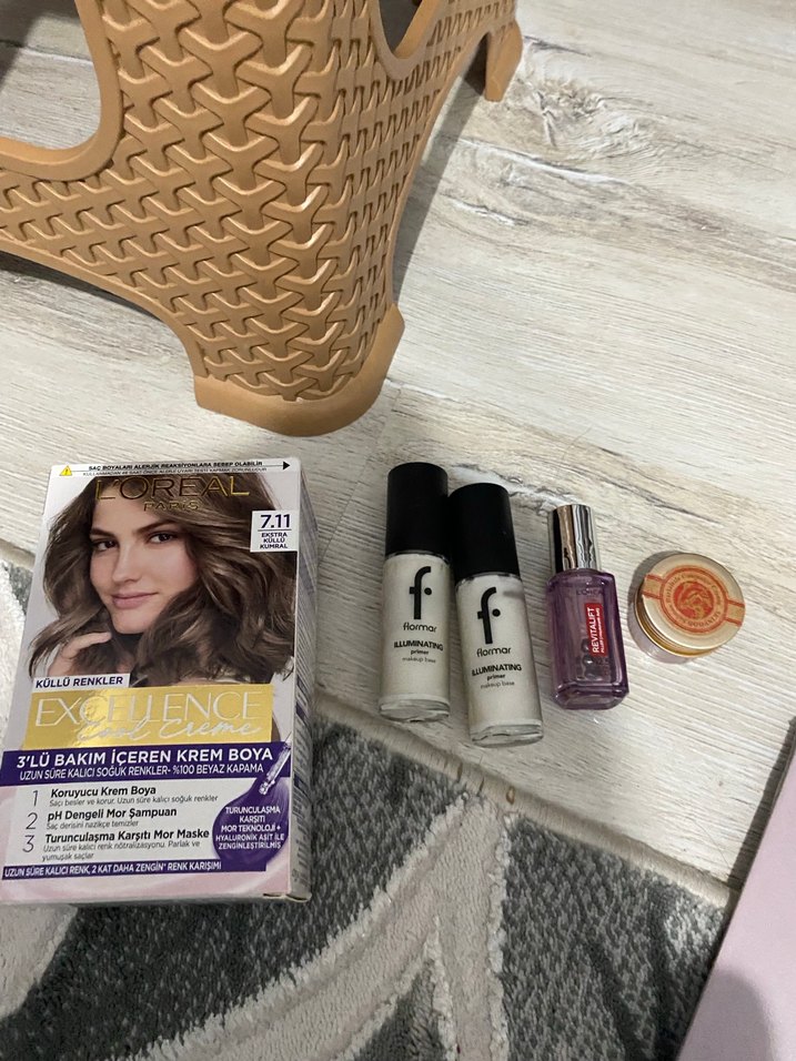 Flormar Aydınlatıcı Makyaj Bazı - Görsel 2