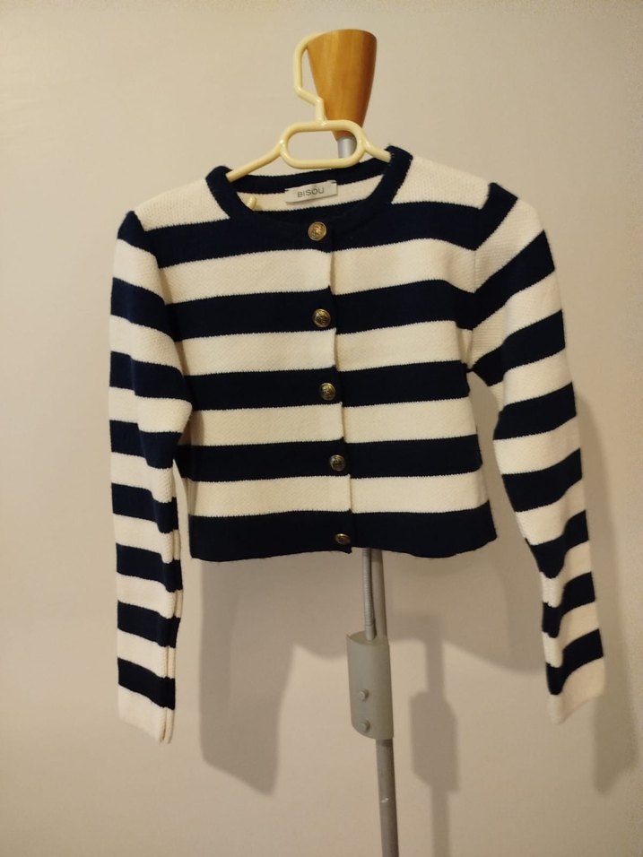 Düğmeli Çizgili Kadın Kısa Hırka - Görsel 4