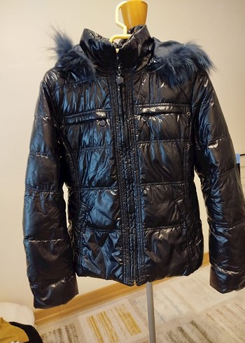 Kürk Detaylı Siyah Kadın Kışlık Mont - Görsel 6