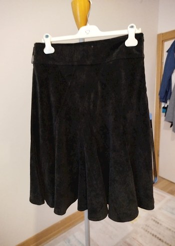 Siyah Süet Midi Uzunlukta Salaş Etek - Görsel 4