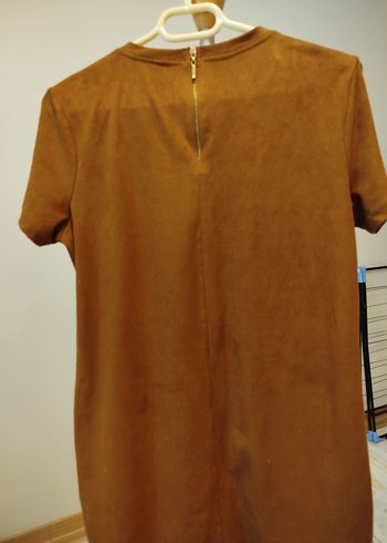 Kısa Kollu Kahverengi Süet Kadın Tişört - Görsel 3