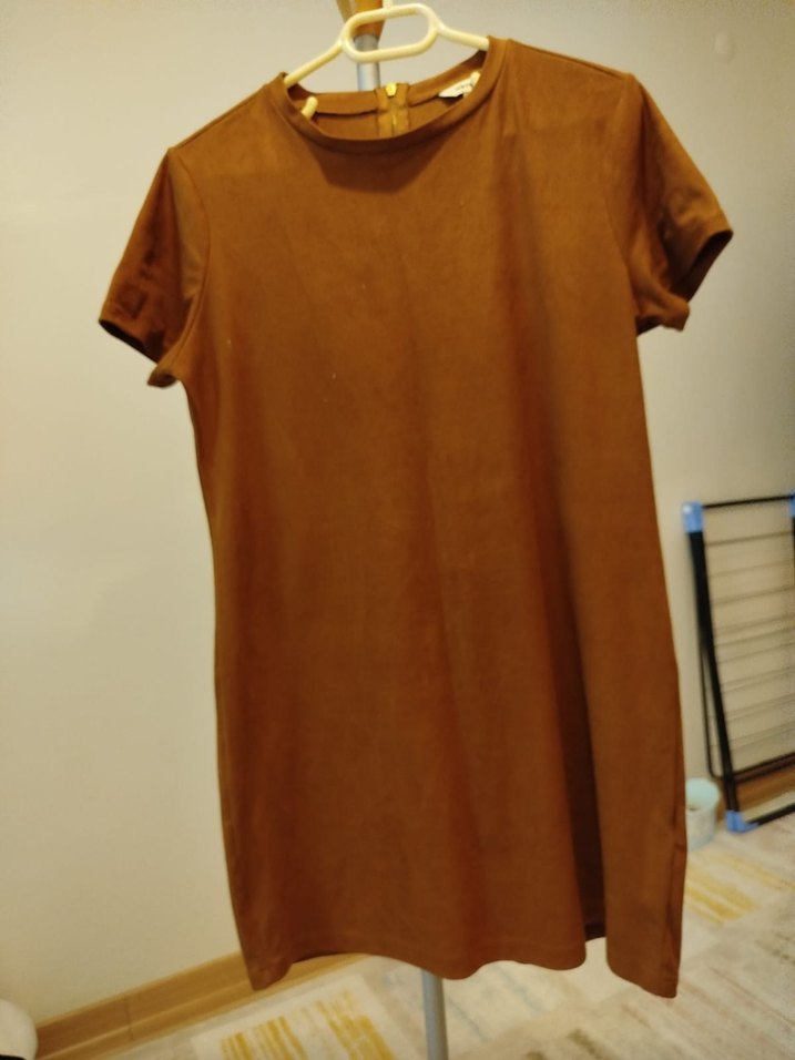 Kısa Kollu Kahverengi Süet Kadın Tişört - Görsel 2