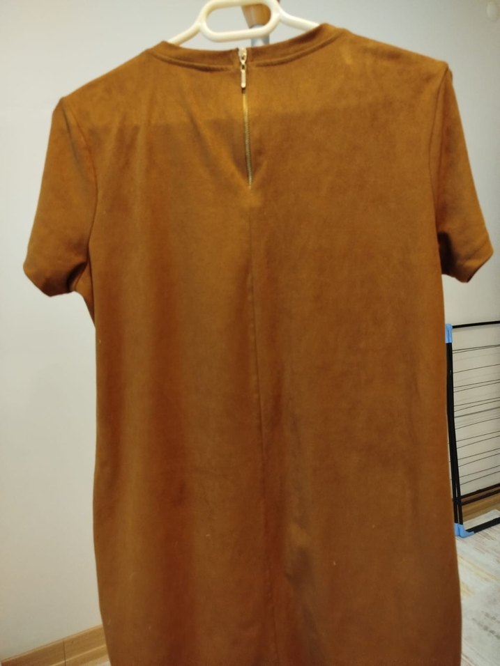 Kısa Kollu Kahverengi Süet Kadın Tişört - Görsel 4