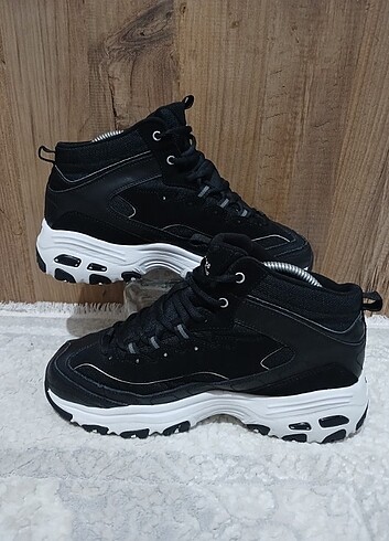 39 Beden siyah Renk Skechers