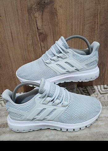 Adidas 39