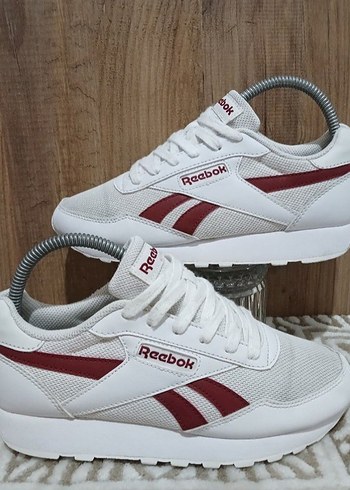 Reebok ürünü