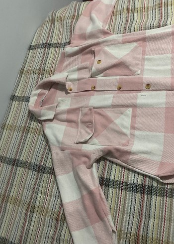 Pembe Düğmeli Uzun Kollu Salaş Kadın Gömlek - Görsel 3