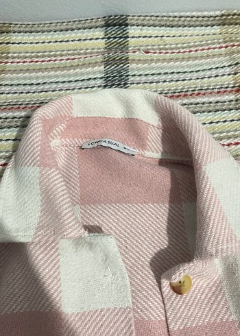 Pembe Düğmeli Uzun Kollu Salaş Kadın Gömlek - Görsel 2