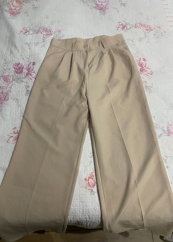 Bej Pilili Kadın Kumaş Pantolon - Görsel 2