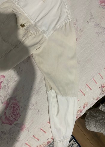 Beyaz Düğmeli Kadın Denim Ceket - Görsel 2