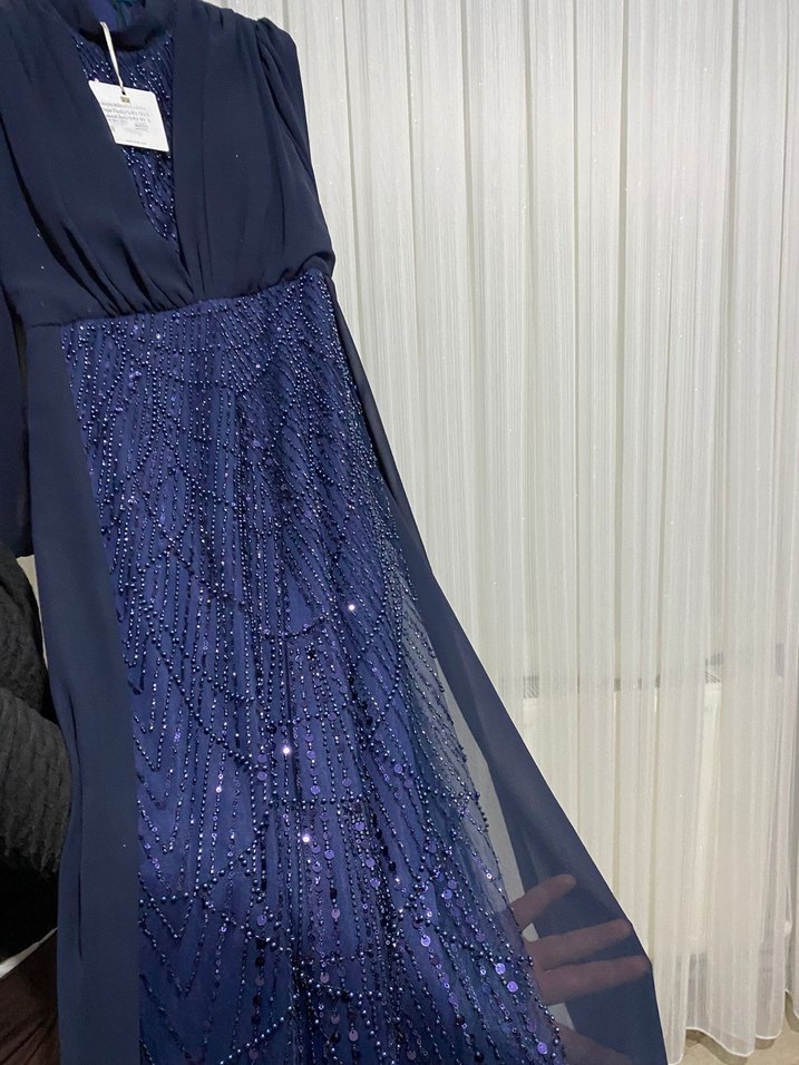 Mavi Uzun Kollu Drapeli Uzun Elbise - Görsel 3