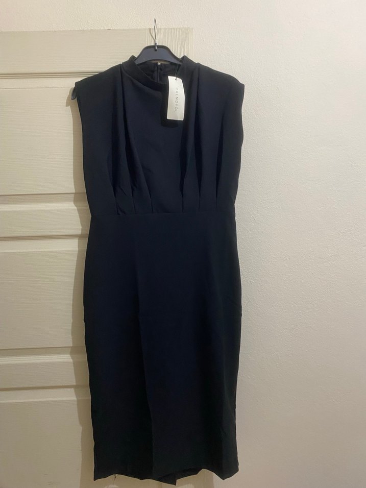 Drapeli Siyah Uzun Kadın Elbise - Görsel 3