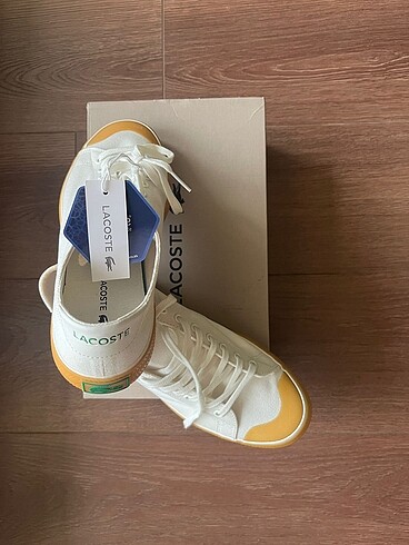 Lacoste converse