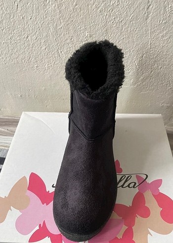 Siyah Kürklü Kadın Dolgu Topuk Bot - Görsel 2