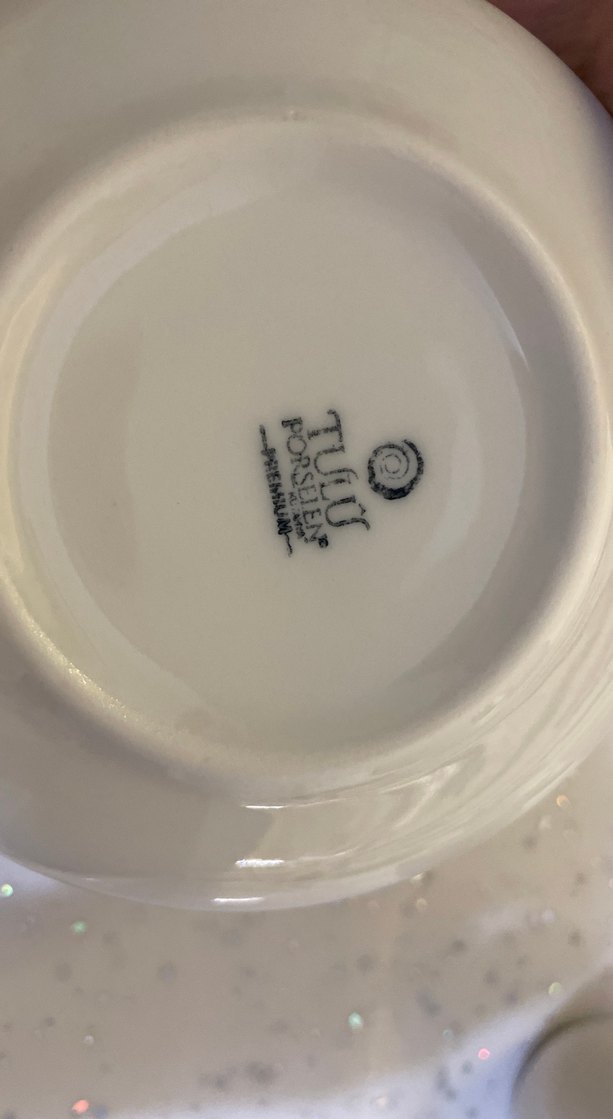 Mavi Kenarlı Beyaz Porselen Fincan Takımı - Görsel 4