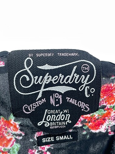 xs Beden çeşitli Renk Superdry Bluz %70 İndirimli.