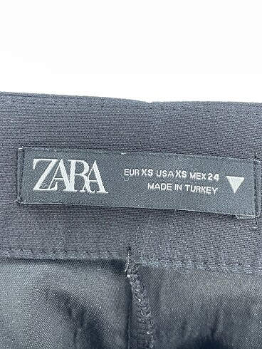 xs Beden siyah Renk Zara Mini Şort %70 İndirimli.