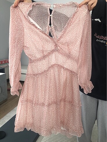pembe elbise m